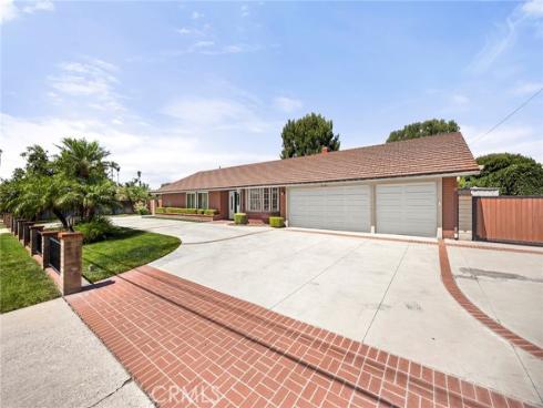 4501  Prospect  , Yorba Linda, CA