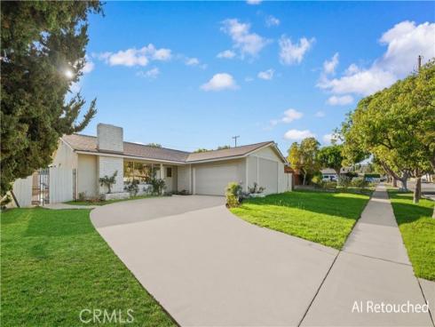 4571  Loganlinda  , Yorba Linda, CA