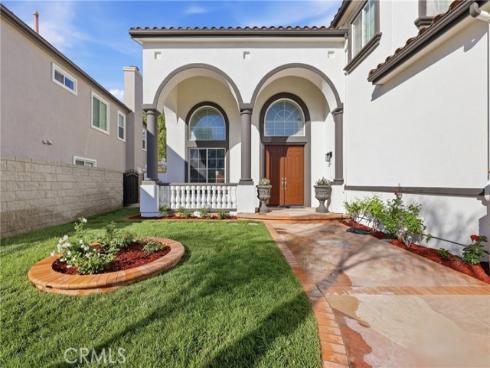 17529  Cloverdale  , Yorba Linda, CA
